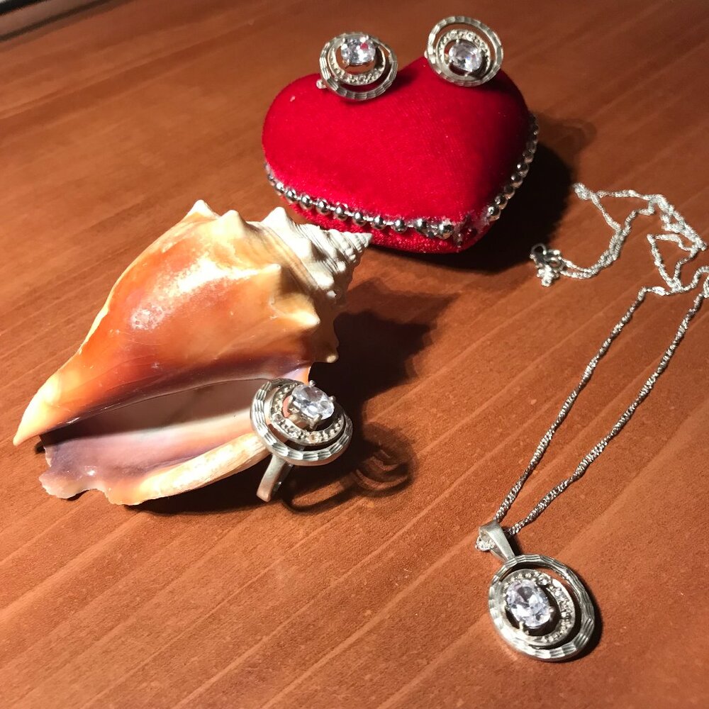 Beautiful set - earrings, necklace and ring- Silver 925 and Swarovski stones